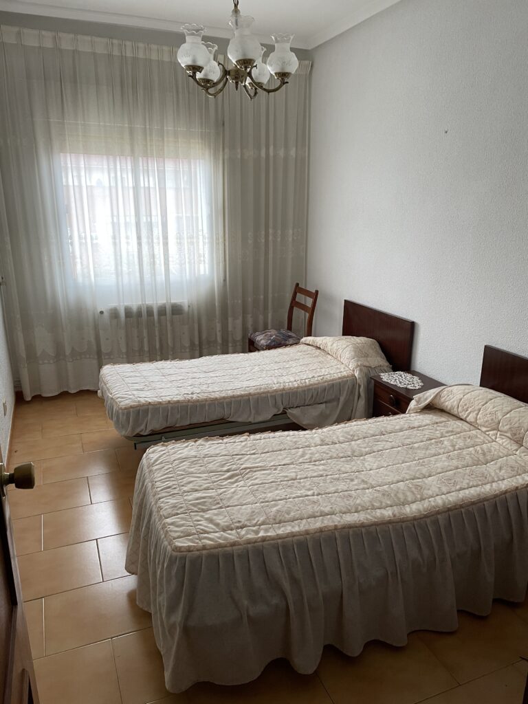 Dormitorio 4