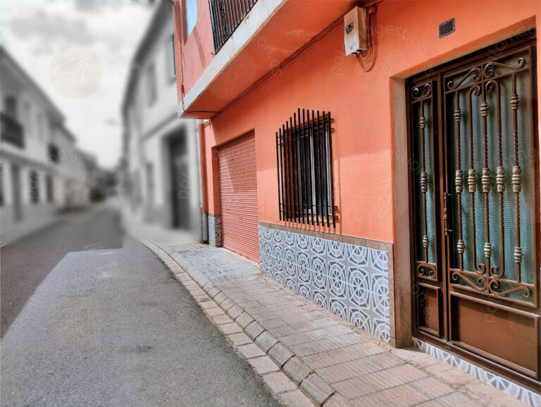 LOCAL COMERCIAL